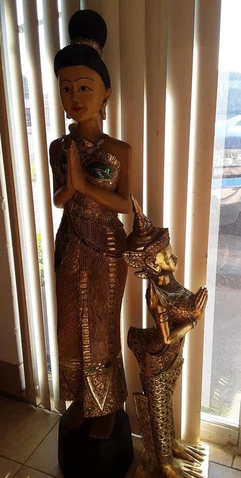 Father's Day: An Arkansas Story 3 Statue's in the Stake House