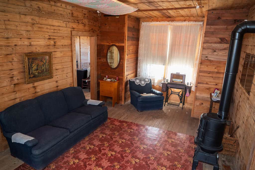 20260209 KM ARStrong JRCash 021