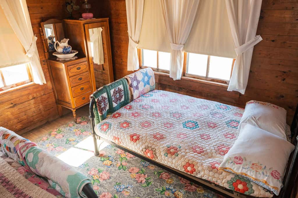 20260209 KM ARStrong JRCash 030