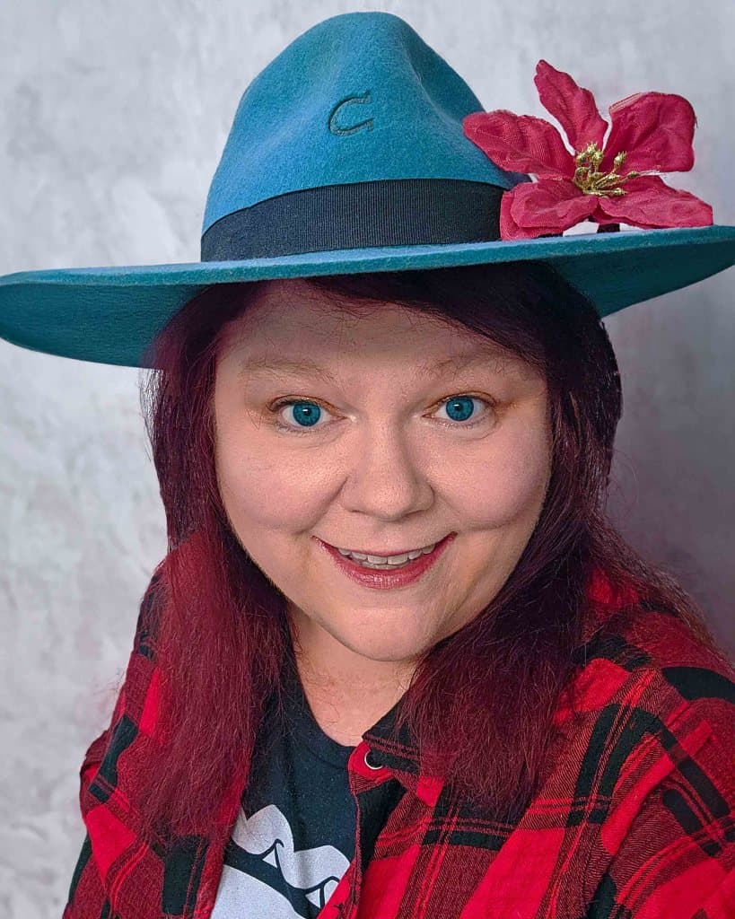 Kat Promo Glossy small 1